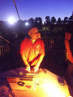 Photo 2 sur 32, DJ Dolores