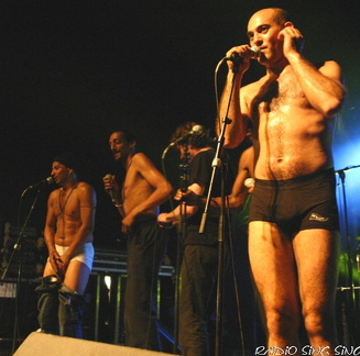 Photo 18 sur 36, 16 Juillet : Thérèse et Mon Coté Punk
