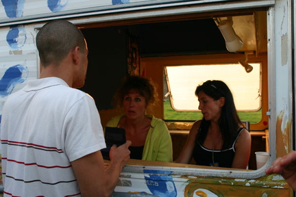 Photo 15 sur 25, Bénévoles et site