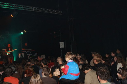 Photo 31 sur 69, HK et les Saltimbanks