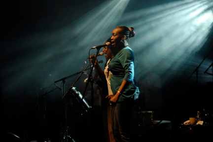 Photo 98 sur 107, Frehel 2011 Nina Attal, Groundation