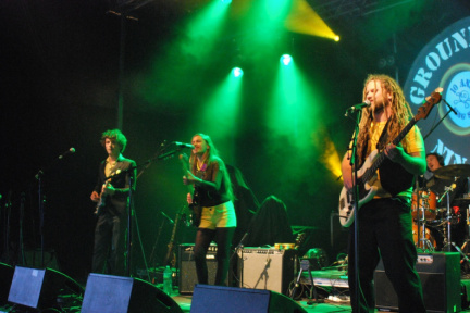 Photo 49 sur 107, Frehel 2011 Nina Attal, Groundation