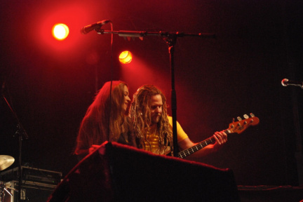 Photo 46 sur 107, Frehel 2011 Nina Attal, Groundation