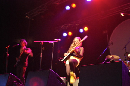 Photo 38 sur 107, Frehel 2011 Nina Attal, Groundation