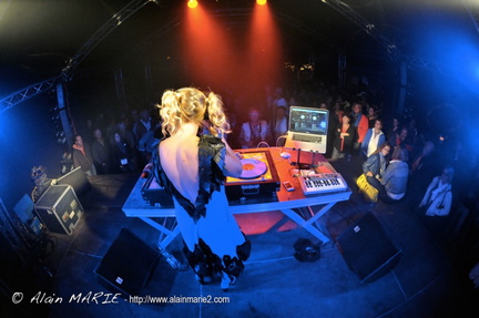 Photo 40 sur 70, Miss Blue