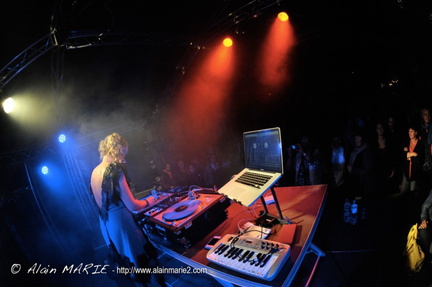 Photo 35 sur 70, Miss Blue
