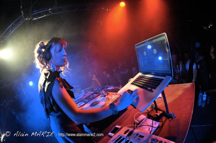 Photo 32 sur 70, Miss Blue